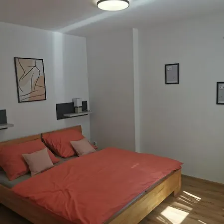 Antoninska Apartment *